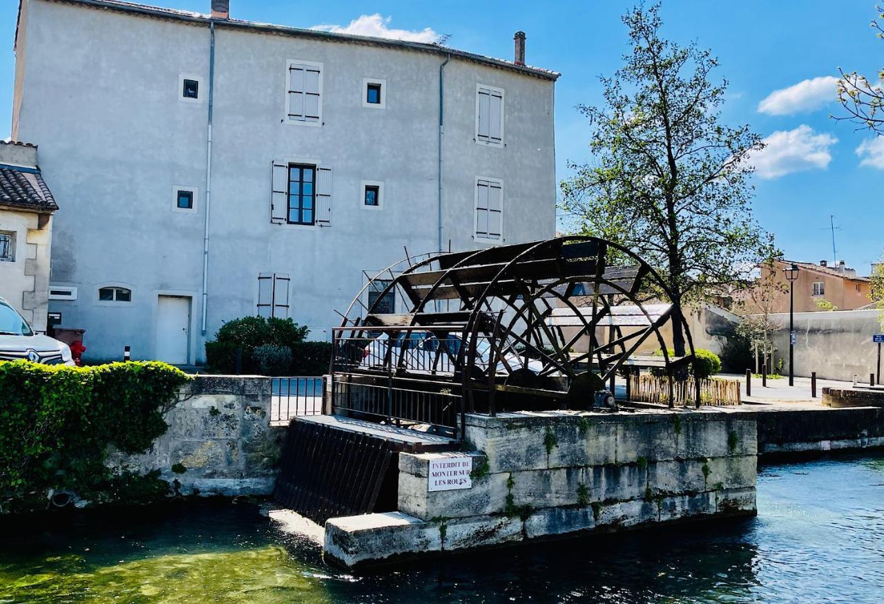 Quai Du Felibre Appartement LʼIsle-sur-la-Sorgue Buitenkant foto