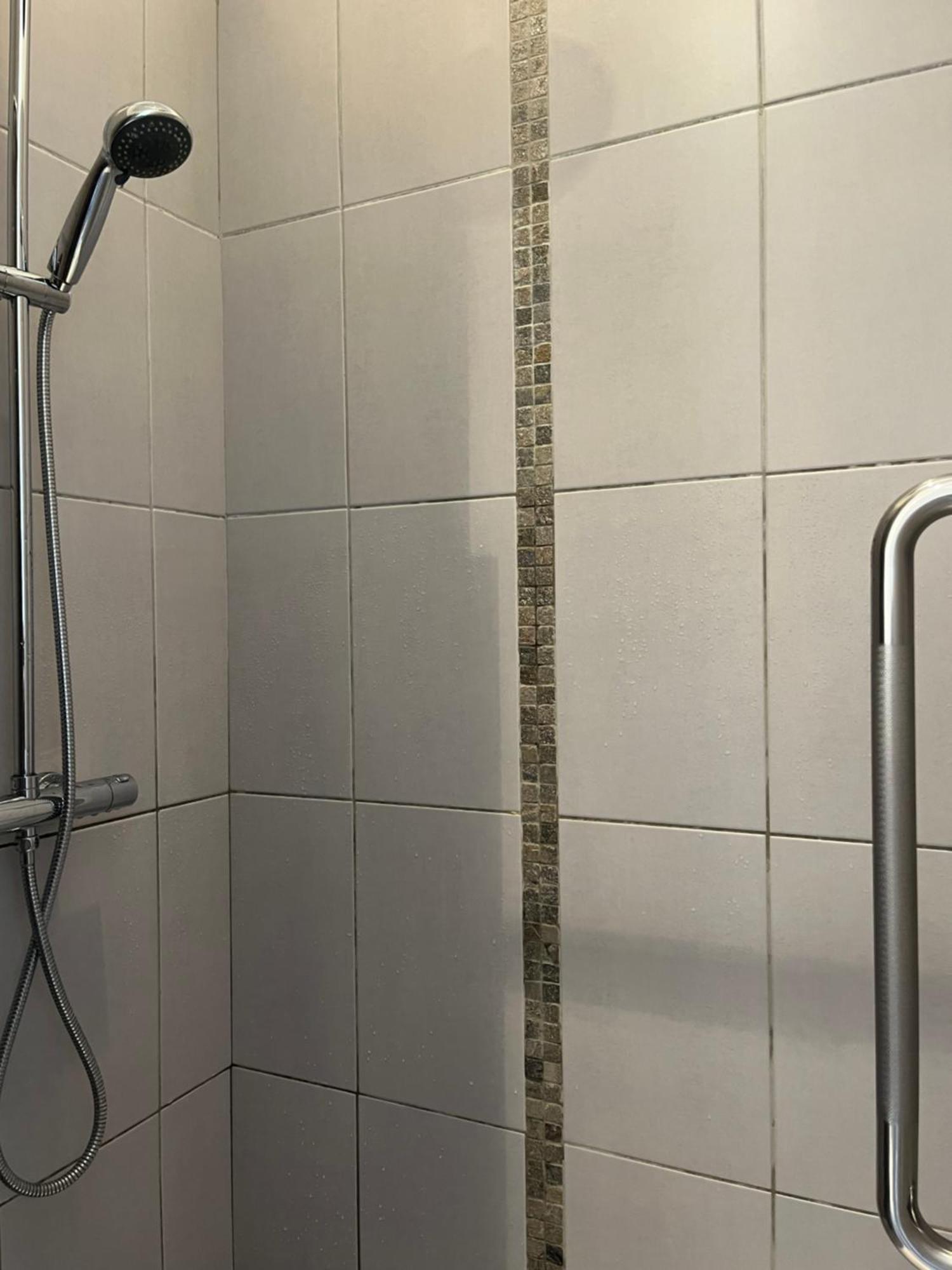 Quai Du Felibre Appartement LʼIsle-sur-la-Sorgue Buitenkant foto