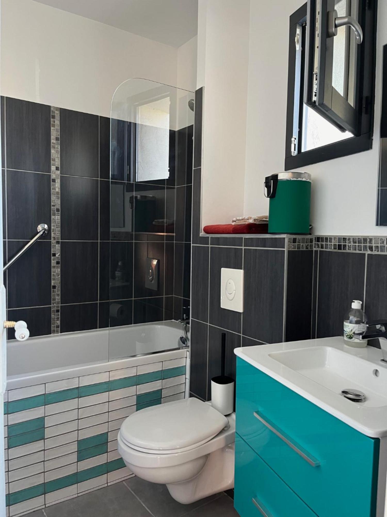 Quai Du Felibre Appartement LʼIsle-sur-la-Sorgue Buitenkant foto